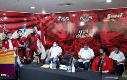 Datangi PSSI, Kaesang Minta Arahan Pengelolaan Persis Solo