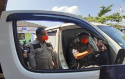 Kalurahan Bangunjiwo Diberi Hibah Ambulans Terstandar