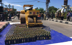 Ribuan Botol Miras di Bantul Dimusnahkan, Dirazia dari Pemain Lama