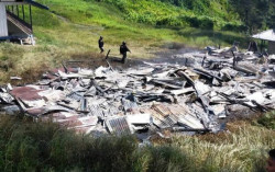 KKB Papua Bakar Rumah Guru dan Kepala Suku, Ini Kronologinya