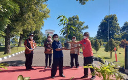 Danone Specialized Nutrition Rayakan Hari Bumi dengan Tanam 5000 Pohon