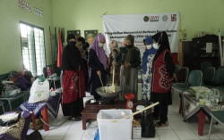 PPM-Muhammadiyah UMY Gelar Pelatihan Pembuatan & Pelabelan Olahan Bubuk Cabai dan Bubuk Jahe