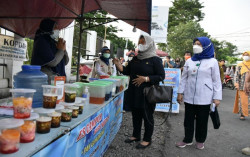 Jelang Lebaran, Warga Diminta Waspadai Produk Pangan Kedaluarsa