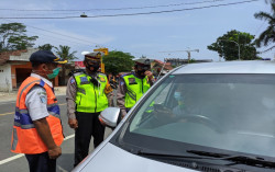 Masuk ke DIY Lewat Jalur Barat, 14 Kendaraan Dipaksa Putar Balik