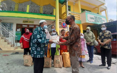 Program Jumat Berkah, Diskominfo DIY Bantu Anak Yatim Piatu