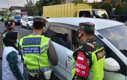 Masuk ke Magelang dari DIY, 137 Kendaraan Diminta Putar Balik