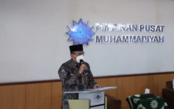 Tetapkan Idulfitri Kamis 13 Mei 2021, Muhammadiyah: Takbiran Boleh Dilakukan di Masjid, Asal..