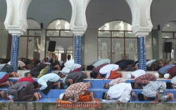 Sebagian Umat Muslim di Jember dan Bondowoso Sudah Salat Idulfitri