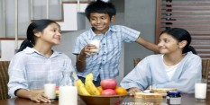 Hati-hati! 8 Kebiasaan Buruk Ini Bikin Berat Badan Naik saat Lebaran