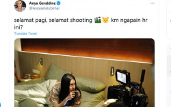 Setelah Penampakan Kuping, Ada Tangan Misterius di Foto Anya Geraldine