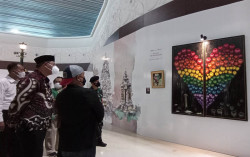 Menarik Nih, Ada 128 Lukisan Dipajang di Bandara YIA