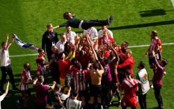 Watford Promosi ke Liga Primer, Brentford Susul Norwich City