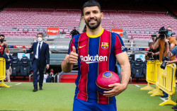 Aguero & Eric Garcia Dipagari Klausul Pelepasan Selangit di Barcelona