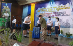 Pelepasan Siswa SMP Stella Duce I Jogja Digelar dengan Prokes