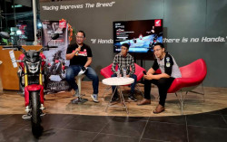 Gandeng 2 Komunitas Motor Sport, Honda Istimewa ID Ulas All New CB150R Streetfire Secara Virtual