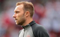 Eriksen Kolaps di Tengah Laga, Denmark Vs Finlandia Dihentikan
