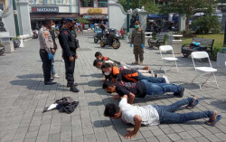 Ratusan Wisatawan Terjaring Razia Masker