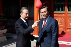 Luhut Minta Kita Jangan Marah-Marah Terus dengan China
