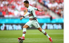 Gara-Gara Cristiano Ronaldo, Coca-Cola Rugi Rp57,2 Triliun