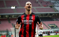 Ibrahimovic Sukses Jalani Operasi di Lutut Kiri