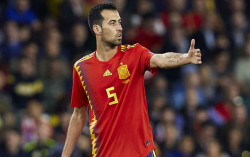 Enrique Yakin Busquets Bisa Main saat Hadapi Polandia