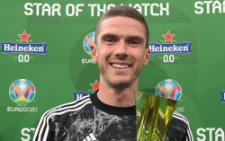 Pernah Terhina oleh Penolakan Ronaldo, Robin Gosens Jadi Pemain Terbaik Jerman