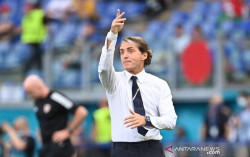Mancini Samai Rekor Pelatih Legendaris Italia Vittorio Pozzo