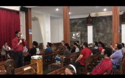 UPNVY Dampingi KWT Mentari Manfaatkan Teknologi Pemasaran Digital 