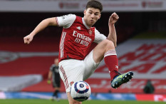 Arsenal Sodorkan Kontrak Jangka Panjang untuk Kieran Tierney