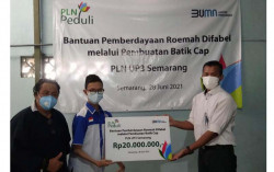 PLN Serahkan Bantuan Pemberdayaan Difabel Semarang
