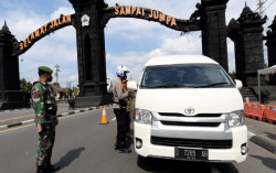 Ada Titik Penyekatan di Perbatasan Magelang-Sleman, Kendaraan Luar Daerah Diperiksa 