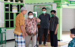 PKM UMY Tekan Penyebaran Covid-19 dengan Implementasi Contactless Thermometer