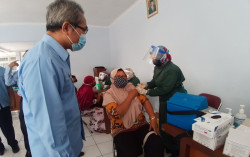 25 Persen Pedagang Pasar di Bantul Telah Divaksin