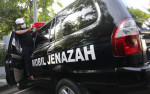 Pemkot Surabaya Ubah Mobil Dinas Jadi Ambulans Jenazah