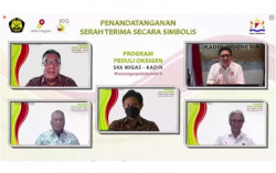 Tanggulangi Pandemi Covid-19, Kadin Indonesia-SKK Migas Serahkan 7 ISO Tank & 1.500 Tabung Oksigen
