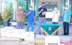 Bantu Tekan Penularan Covid, AHM Salurkan Masker dan APD