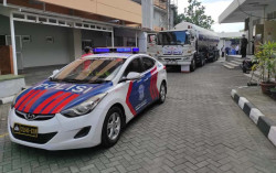 Prioritaskan Kesehatan, PJR Kawal Pengiriman Oksigen