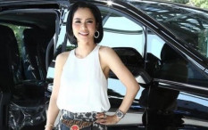 Cerita Artis Devi Lanni Didenda Rp250.000 Gara-gara Tak Pakai Masker di Mobilnya Sendiri