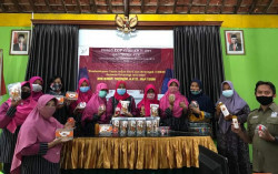 KKN UMY di Bugisan Klaten Berdayakan UMKM Melalui Media Online