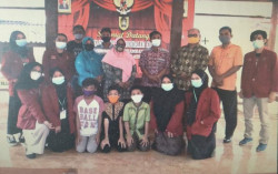 PKM UMY Berdayakan Kelompok UMKM Klaten melalui Media Sosial