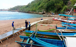 Pembangunan Talut Baron Molor