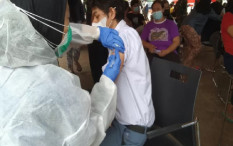 Orang yang Tidak Disuntik Vaksin Tiga Kali Lebih Rentan Tertular Covid