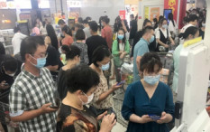 Covid-19 Kembali Merebak, Puluhan Pejabat di China Dipecat