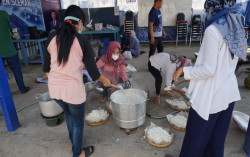 PAN Sleman Buka Dapur Umum, Siapkan Ratusan Paket Makanan untuk Warga