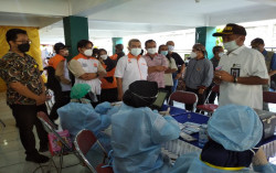 Ratusan Warga Kota Jogja Ikuti Vaksinasi di Kantor PKS