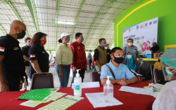 Vaksinasi Pelaku Wisata Sleman Terus Dikebut