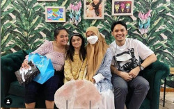 Bahagianya, Ulang Tahun Marshanda Dirayakan Keluarga Termasuk Ben Kasyafani dan Nesya