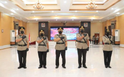 Kapolda DIY Lantik Polwan Pertama Menjadi Kapolres Kulonprogo