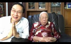 Ini Penerima Vaksin Covid-19 Tertua di Indonesia, Usianya 100 Tahun
