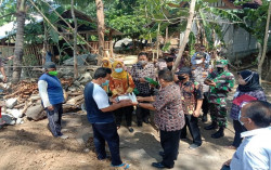 Sering Banjir, Talut di Payaman Utara Dibangun Lewat Padat Karya